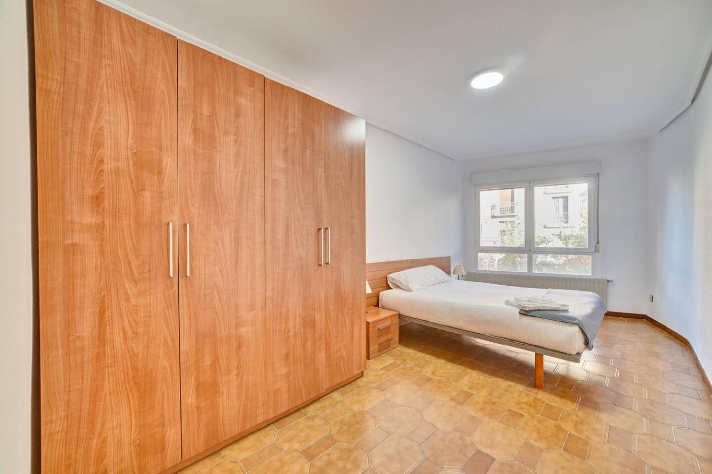 Apartamento Breton De Los Herreros Logroño Eksteriør billede